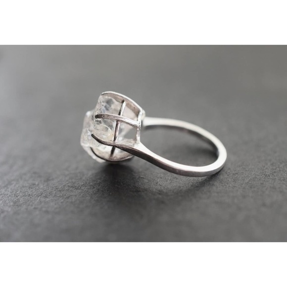 alternative raw diamond engagement ring raw crystal size 4 5 6 7 8 8 9 1… - Picture 4 of 5